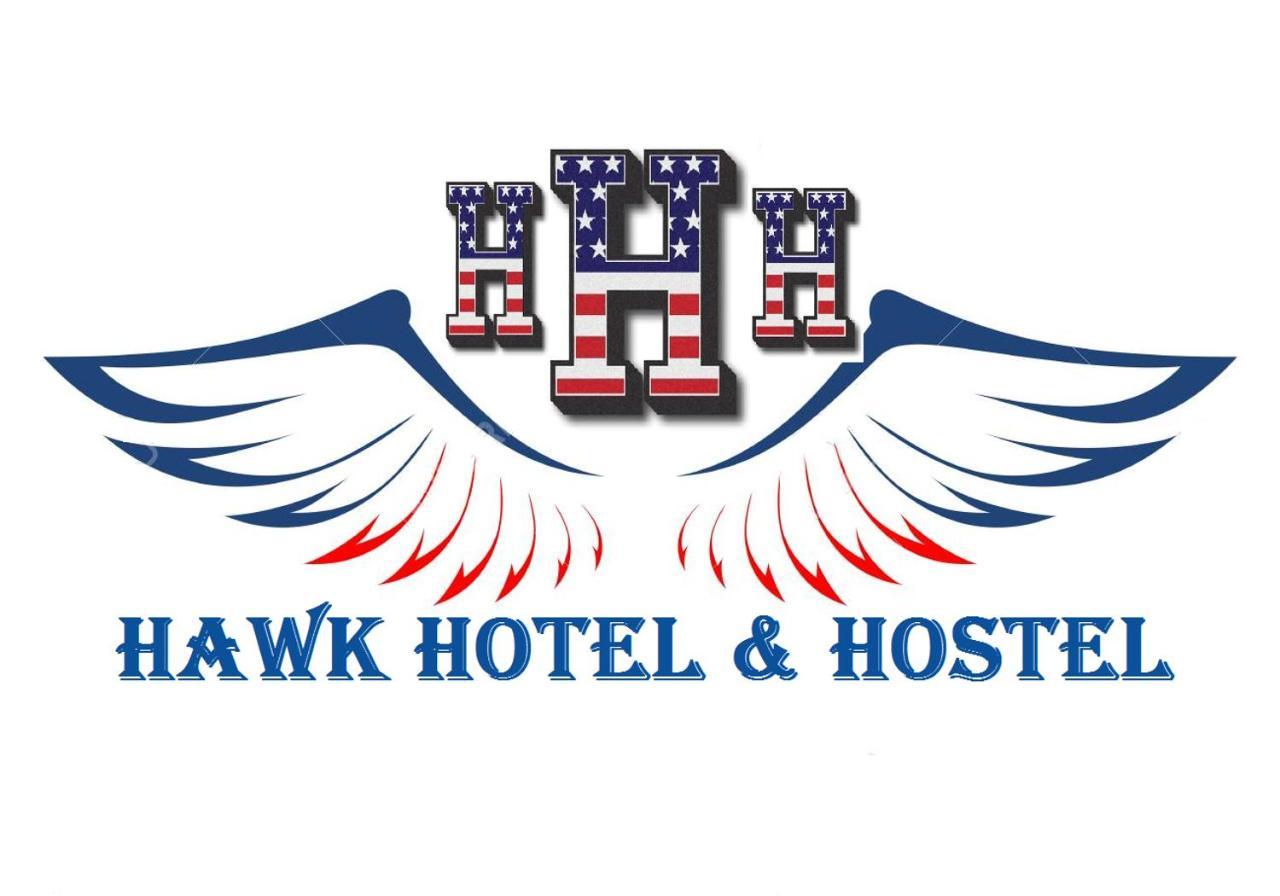 Hawk Hotel & Hostel Kuala Lumpur Bagian luar foto